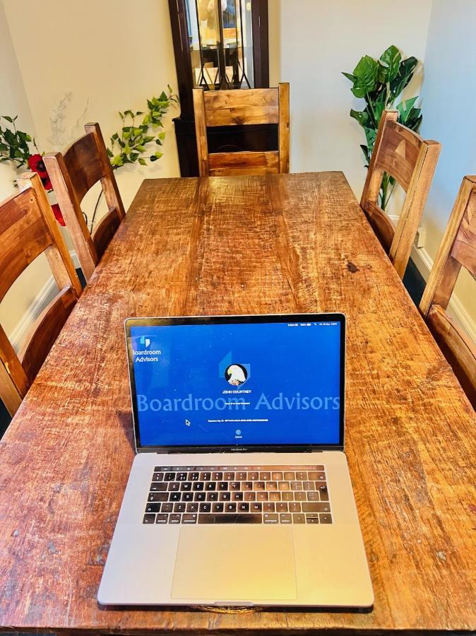 Dapps Hill Haven - Between Bristol And Bath, Both 9 Mins By Train! Кейншам Екстериор снимка