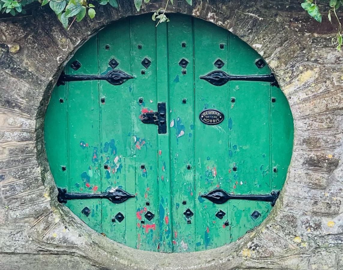 Dapps Hill Haven - Between Bristol And Bath, Both 9 Mins By Train! Кейншам Екстериор снимка